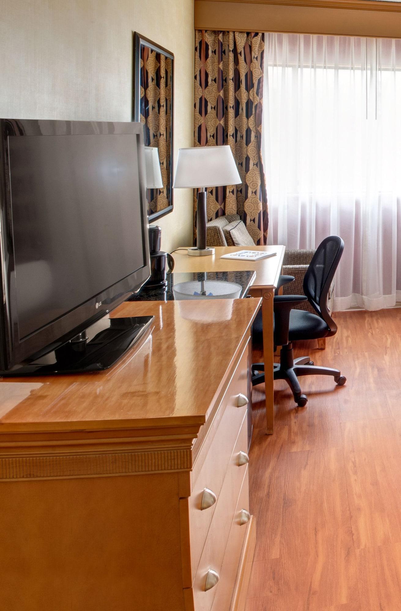 Ramada By Wyndham Toms River Exterior photo
