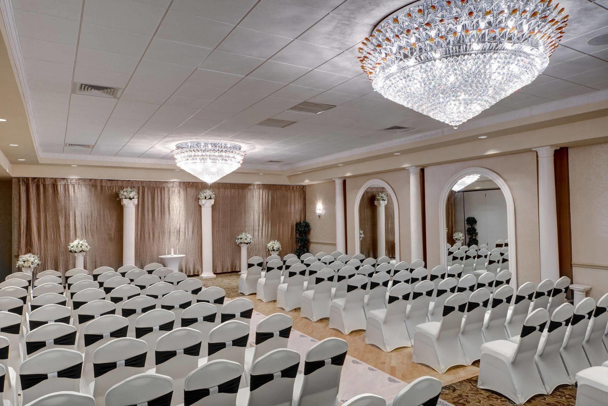 Ramada By Wyndham Toms River Exterior photo