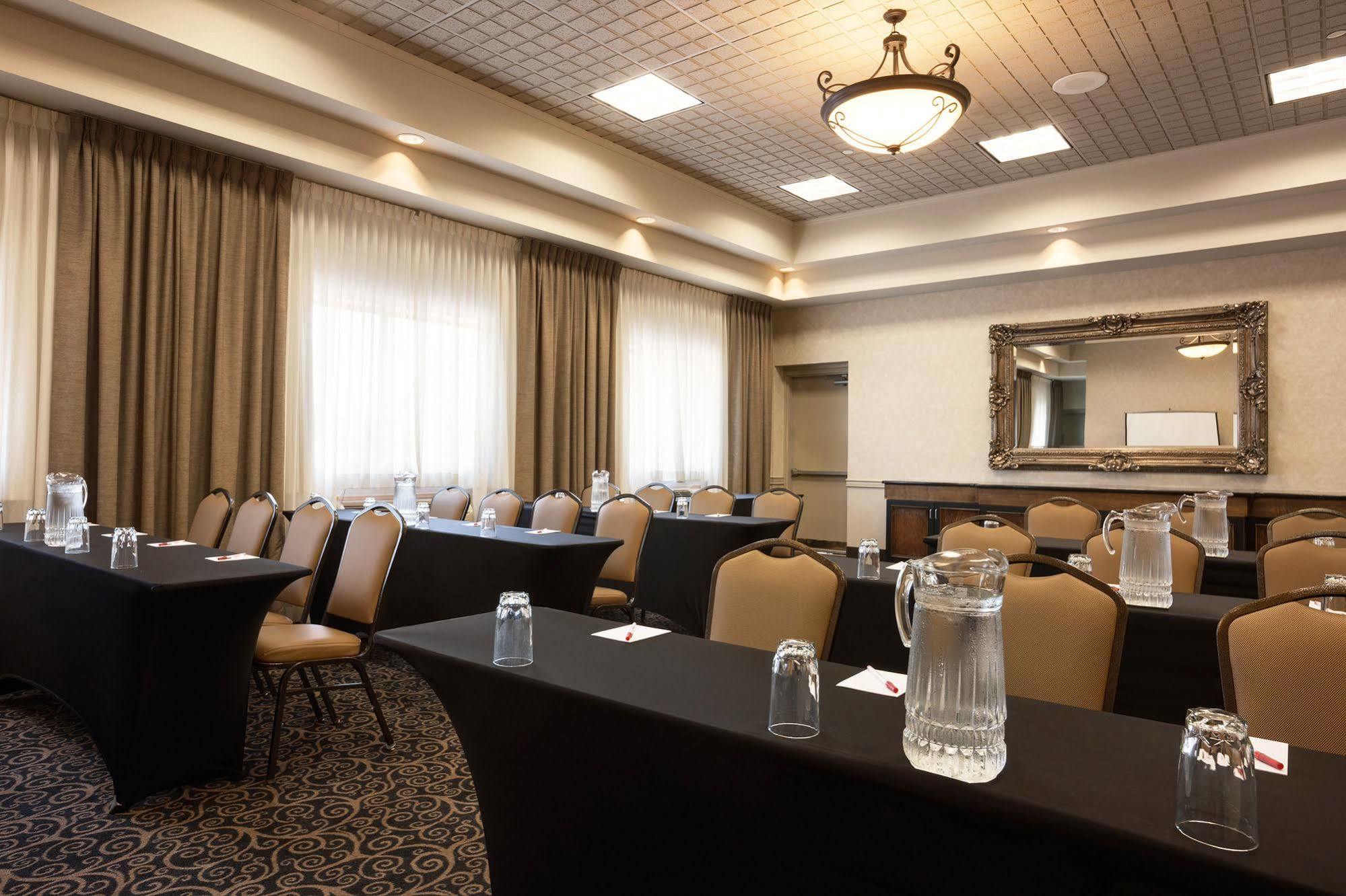 Ramada By Wyndham Toms River Exterior photo